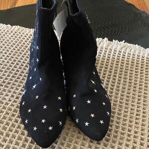 UNIONBAY Bolt Black Starry Ankle Booties